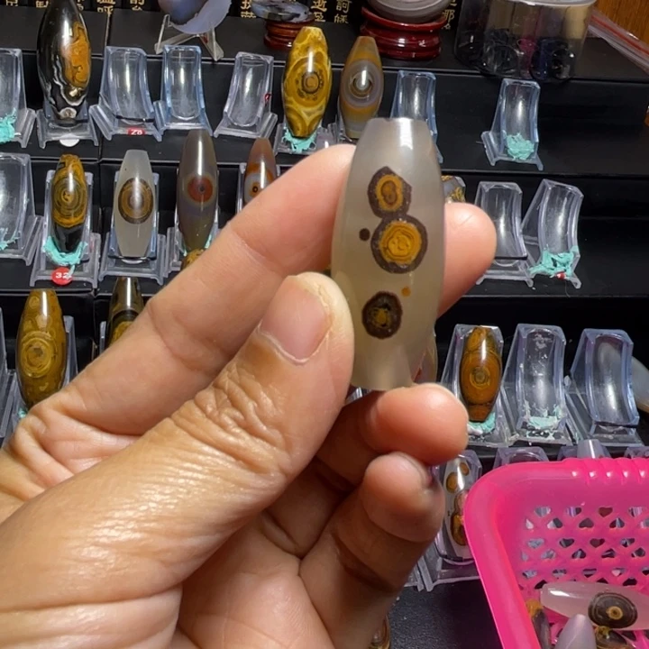 未镶嵌颈饰玛瑙/玉髓