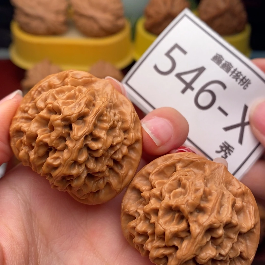 把件桃核秦闷41……