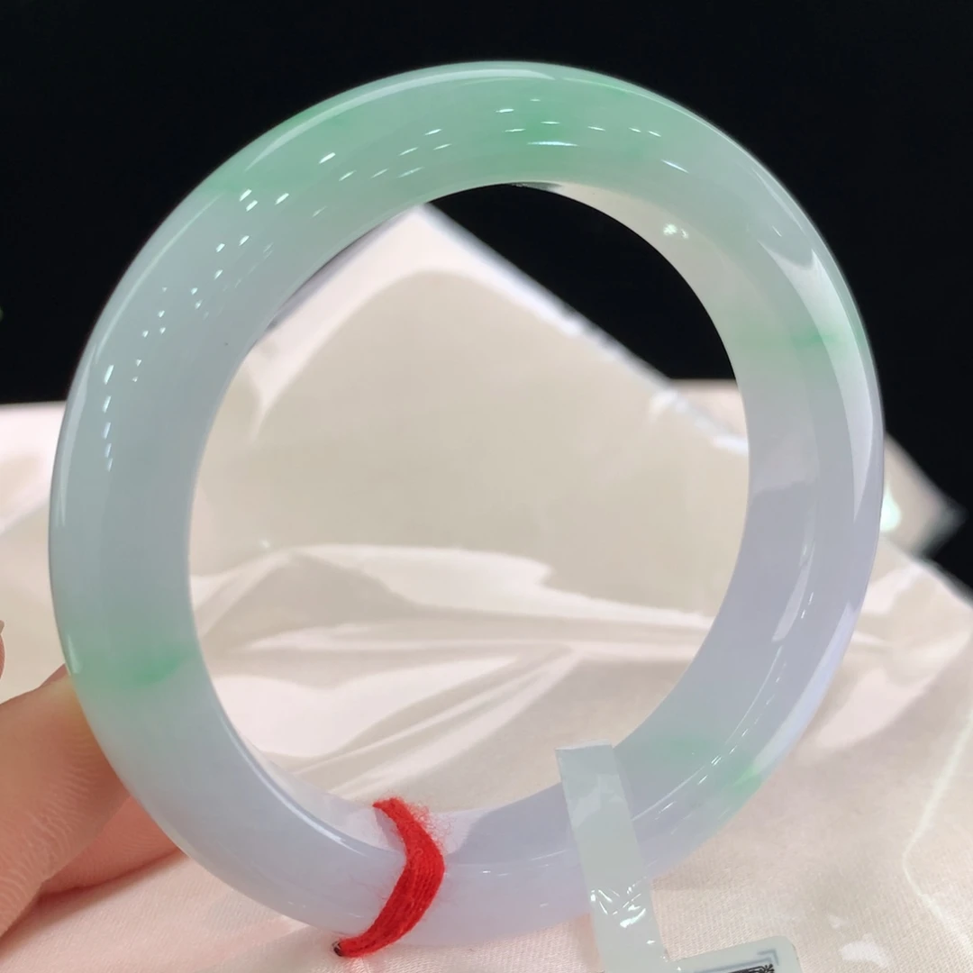 翡翠手镯未镶嵌111/0047