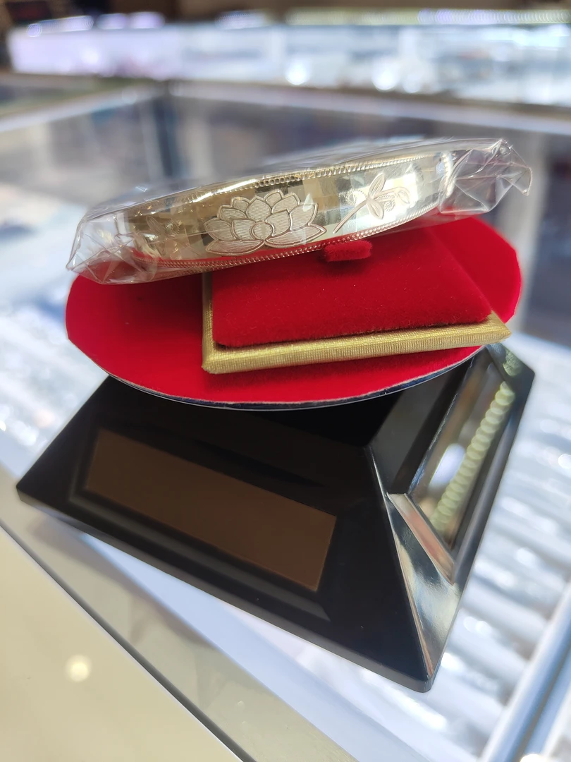 足银手镯 足银手镯