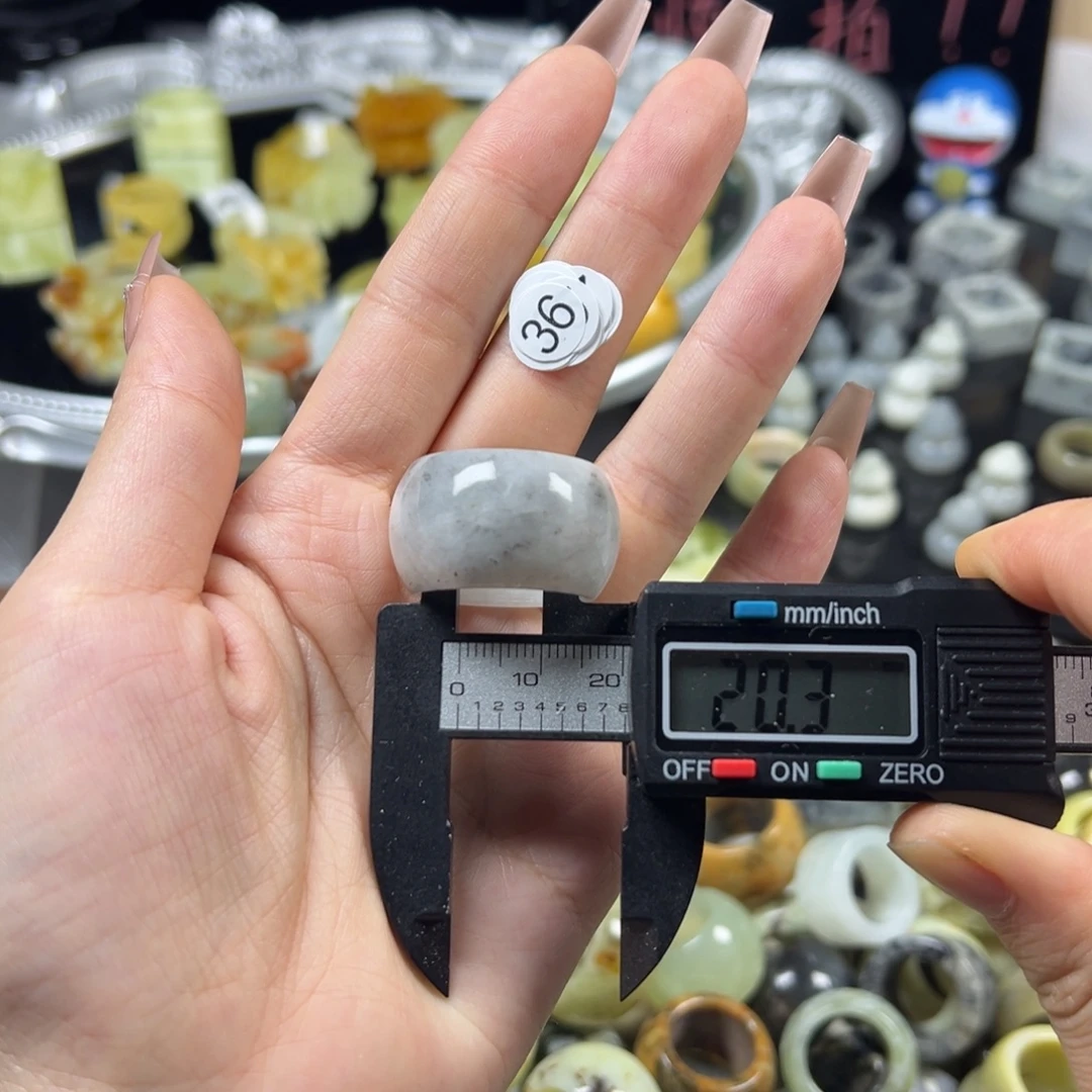 蛇纹石玉未镶嵌戒指
