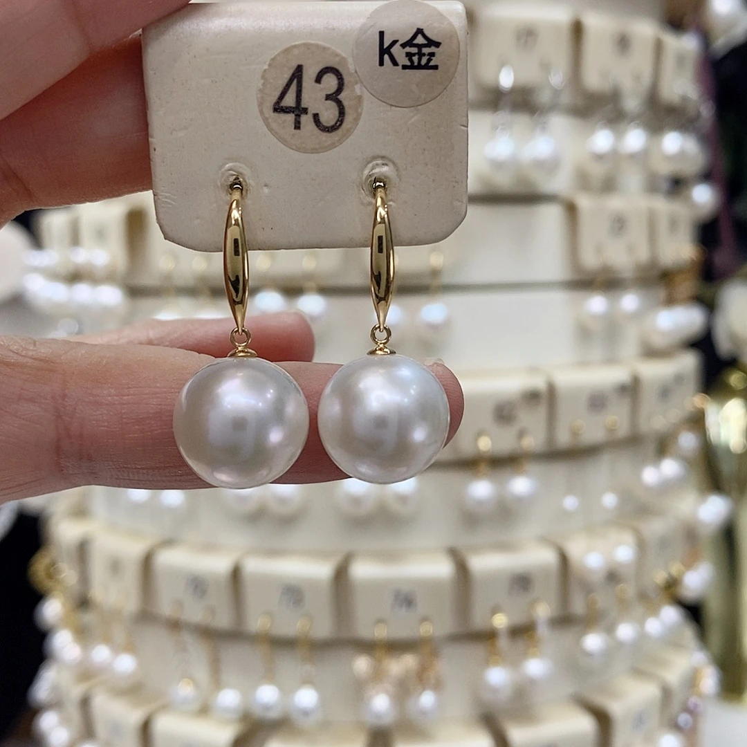 18K金镶嵌耳饰淡水珍珠