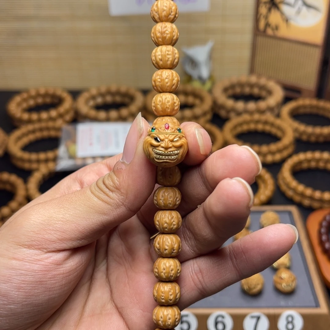 爱***ㅤ手串猴头核桃猴头