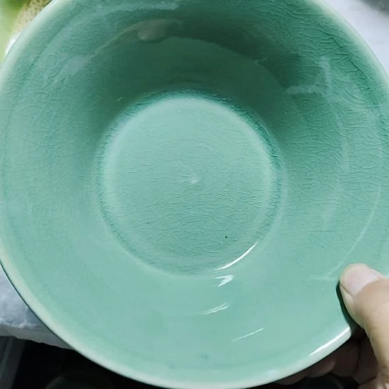 瓷片五厂，七厂各种摆件，瓷片，均有瑕疵！口径19。