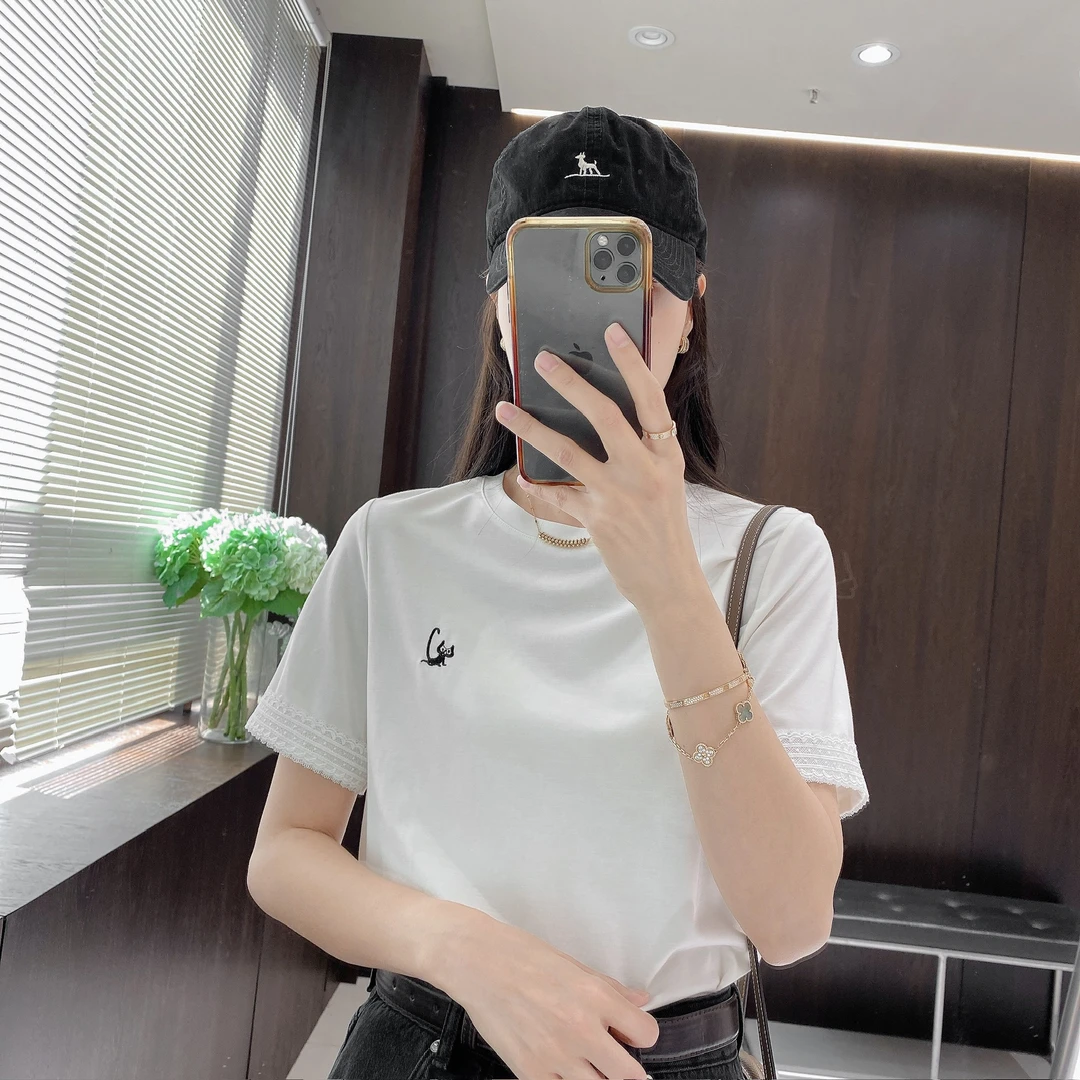 IMFLY金小金自制女装 T恤DYW9162圆领小猫刺绣蕾丝袖口装饰T恤