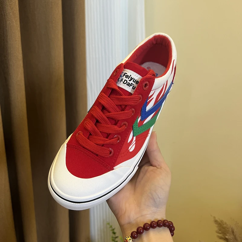 DFY/1-5072时尚休闲百搭情侣帆布鞋