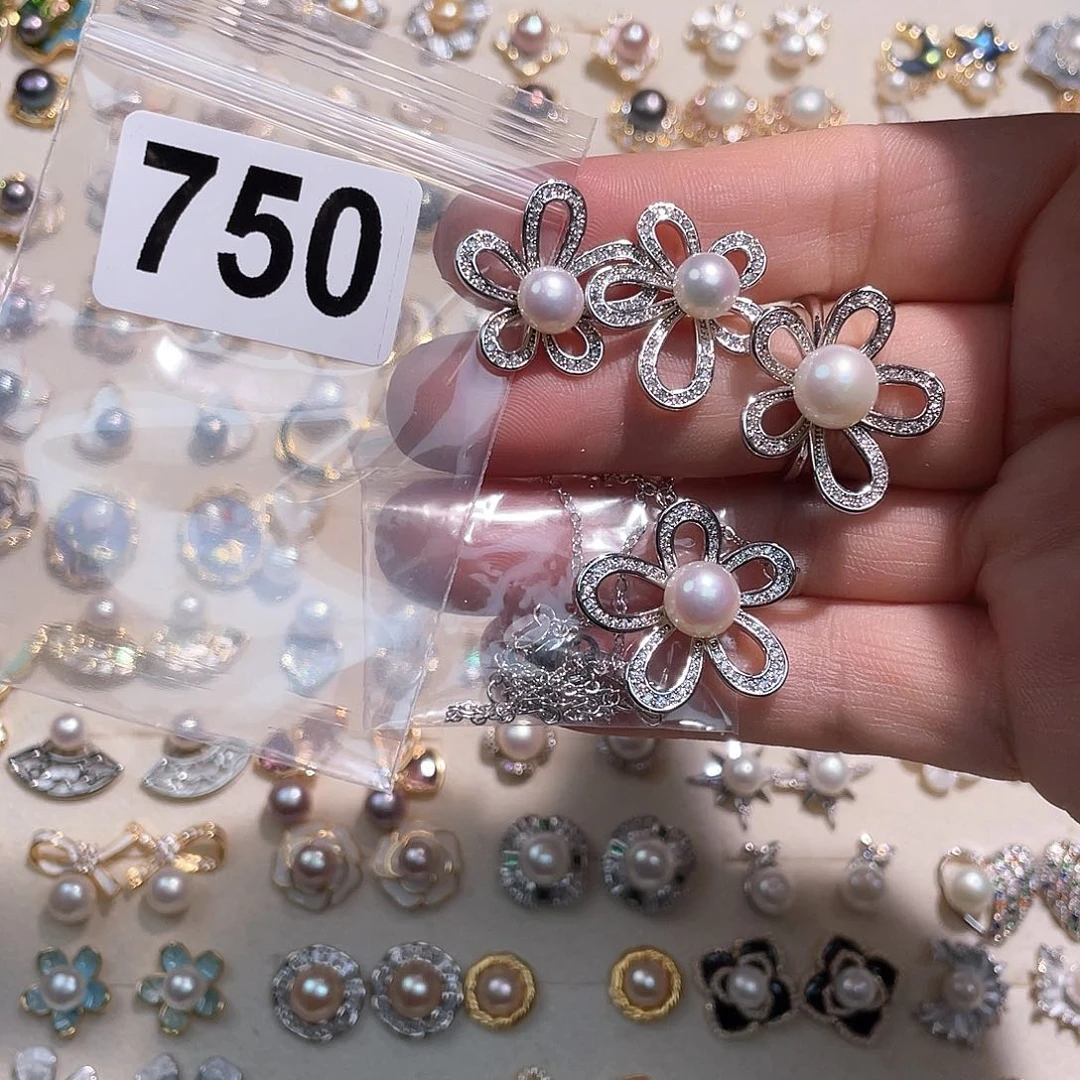 合金淡水珍珠耳饰?**?