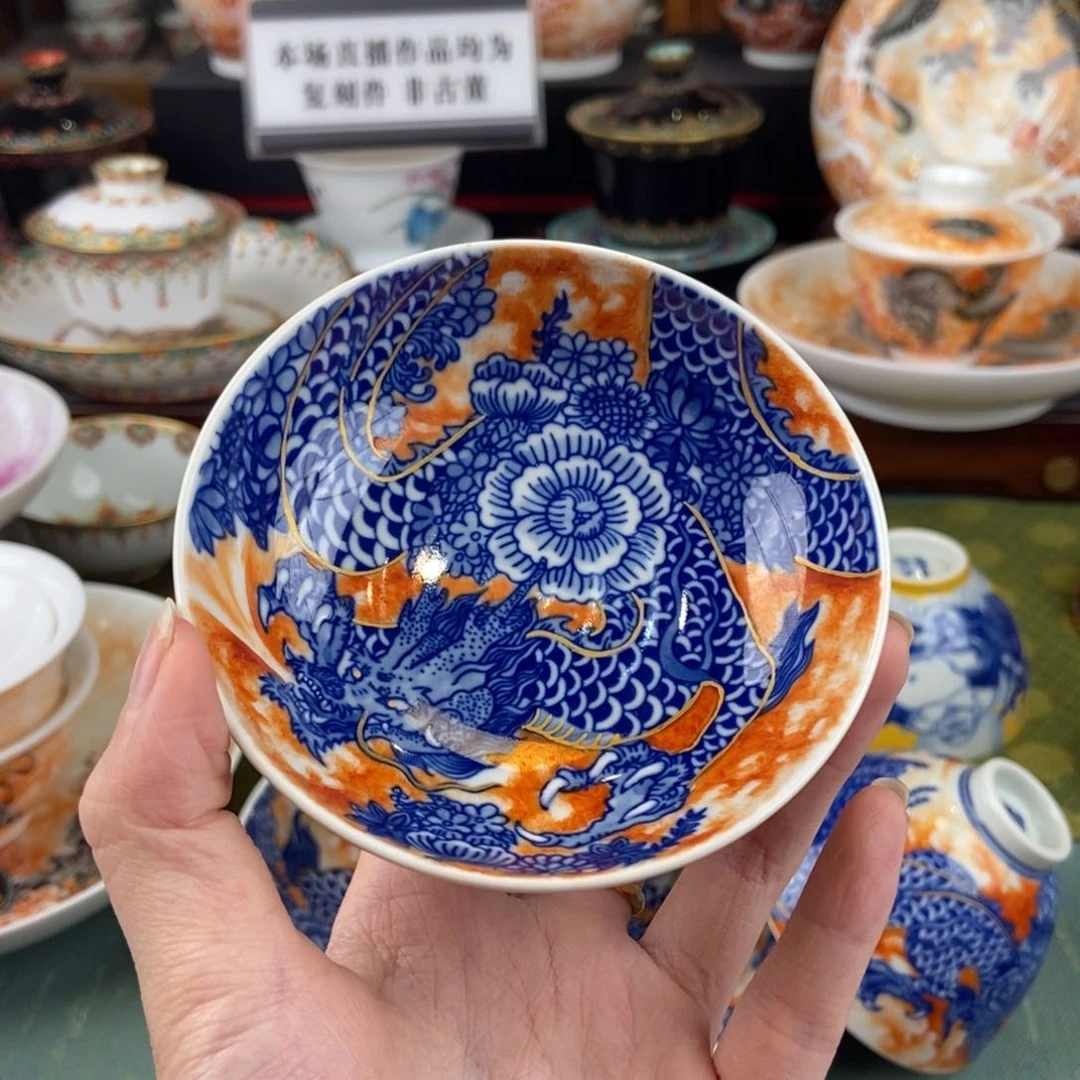 陶瓷的设计师是一个人的