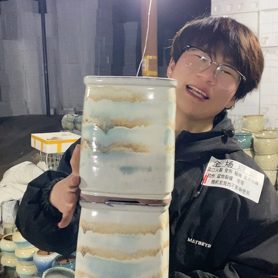 红陶瑕疵15/20f h j h h g g g h