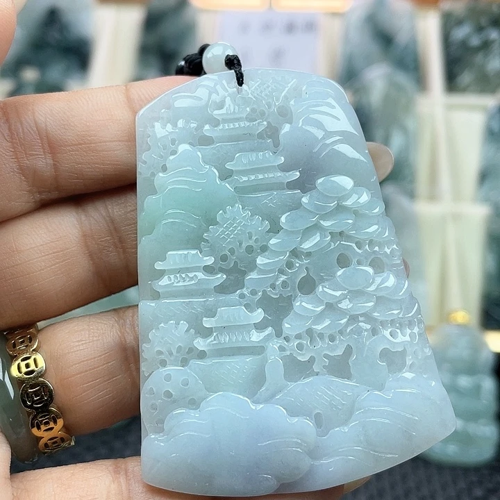 颈饰未镶嵌翡翠天然翡翠A货山水牌