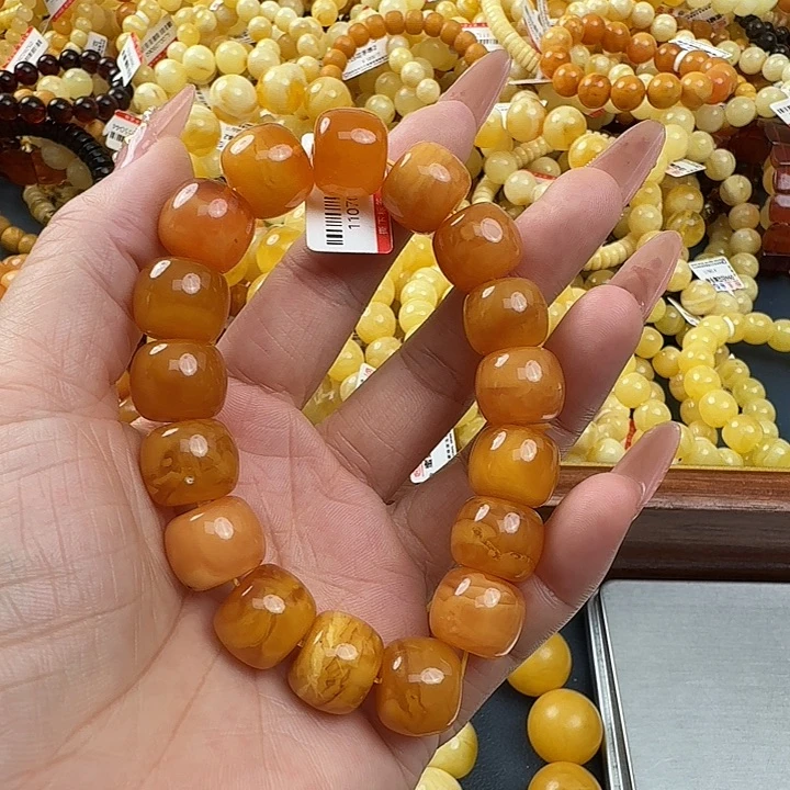 琥珀未镶嵌珠宝奇石