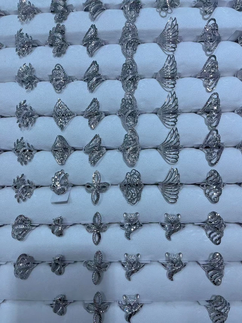 925银锆石戒指 纯银S925戒指时尚百搭开口