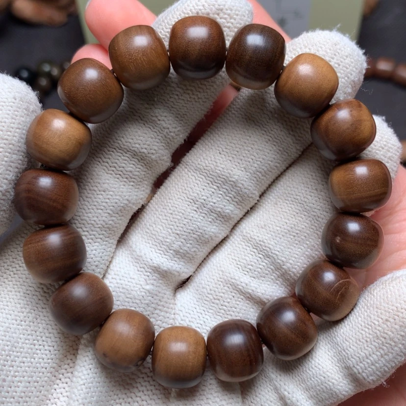 【闪购商品】檀香木手串/手链12*13横纹瑕疵处理价