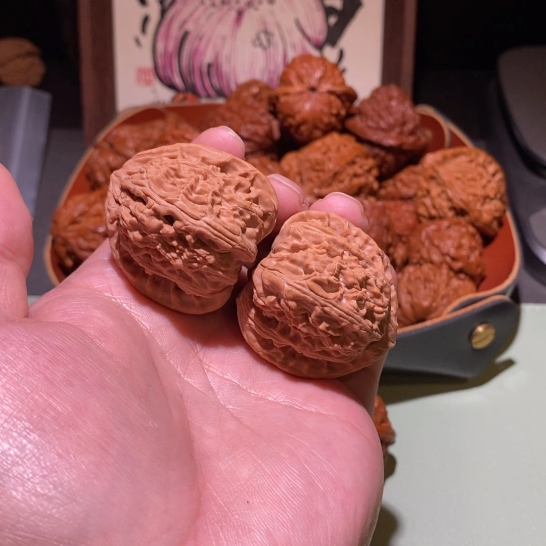 文玩核桃吊坠全品38三角白1238