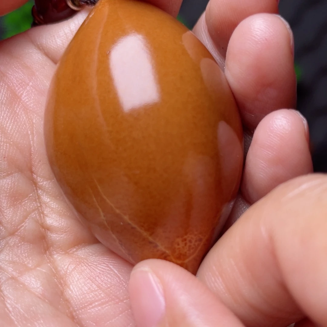天然印尼大橄榄雕刻3.7左右蝴蝶单籽指环穿配