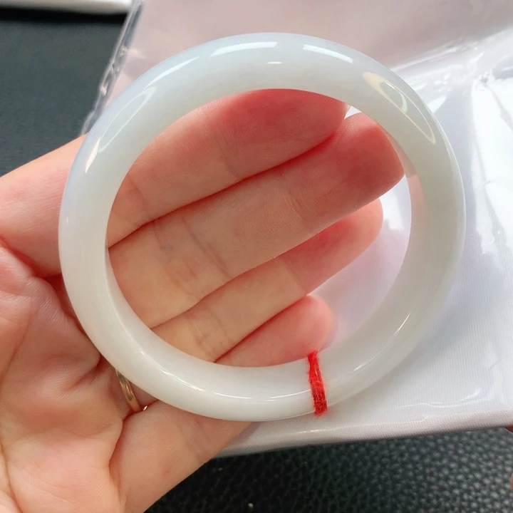 翡翠手镯未镶嵌55正