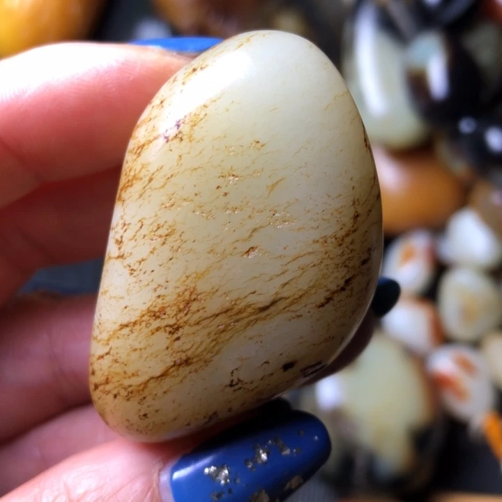 和田玉未镶嵌珠宝奇石