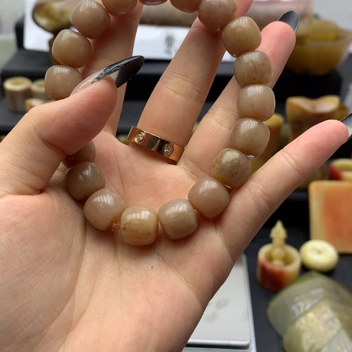 张***龏驼骨其他驼骨