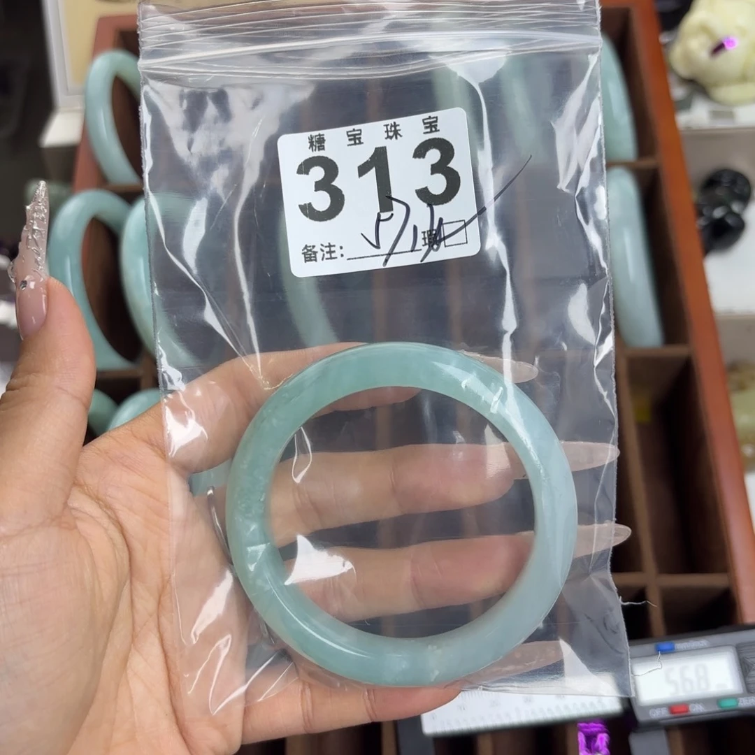 未镶嵌蛇纹石玉手镯姑*