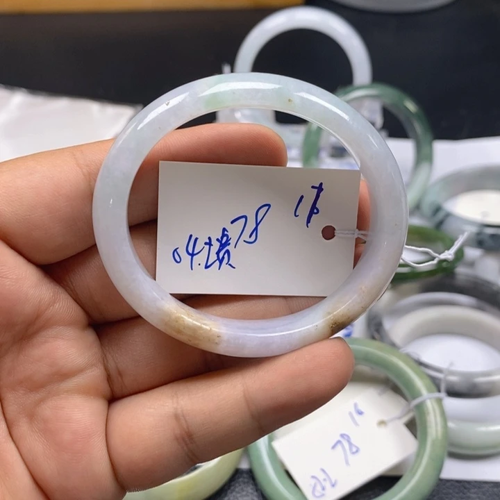 未镶嵌手镯翡翠天然翡翠