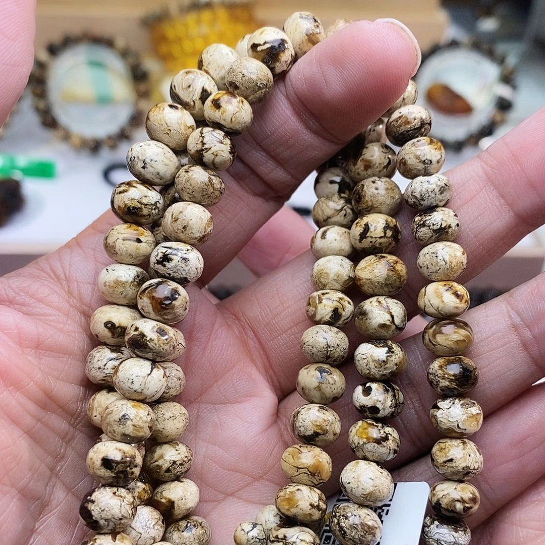 琥珀未镶嵌裸石8干白