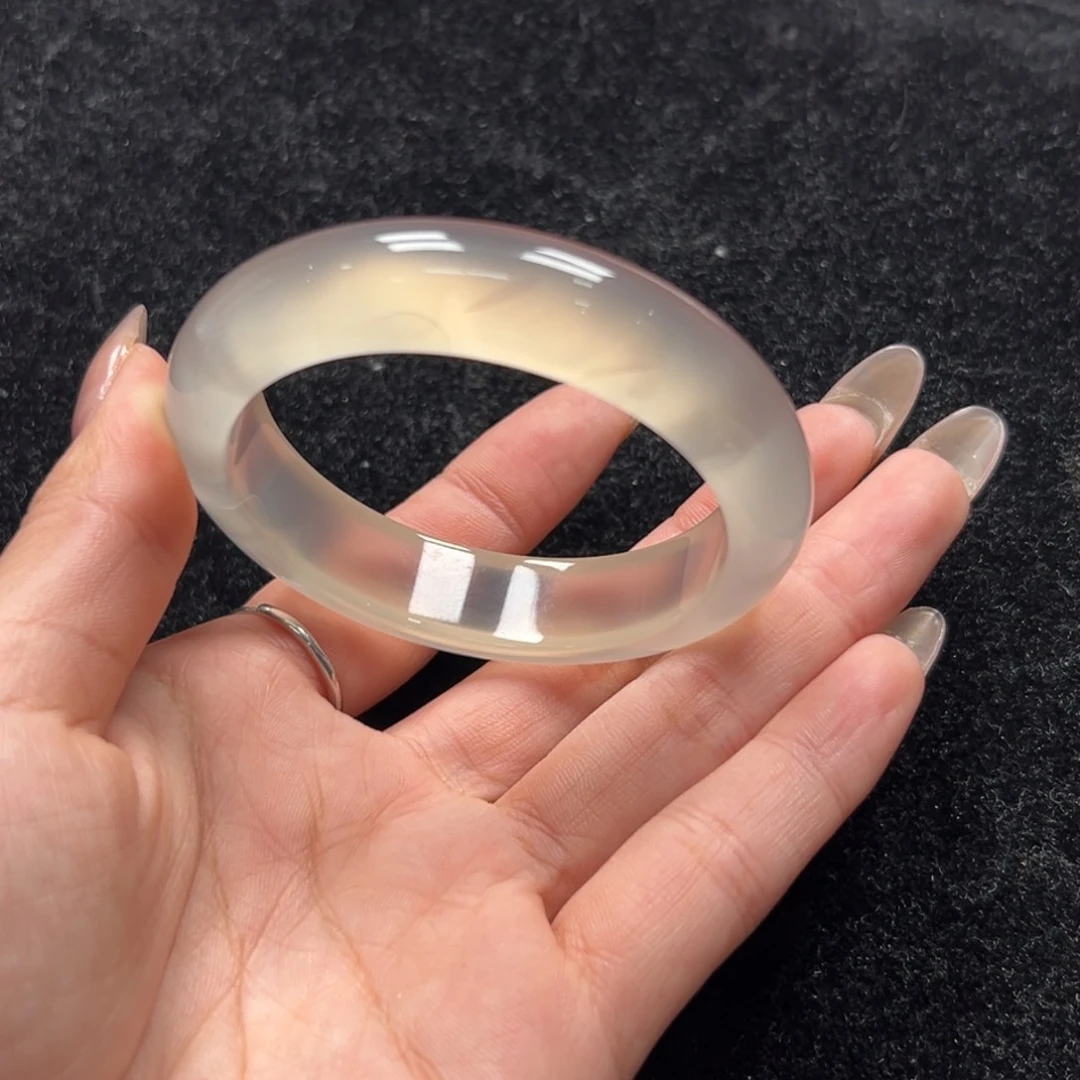 手镯玛瑙/玉髓未镶嵌