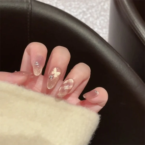 【紫霞仙子】小红书爆款淡紫色蝴蝶网格细钻猫眼显白纯手工穿戴甲