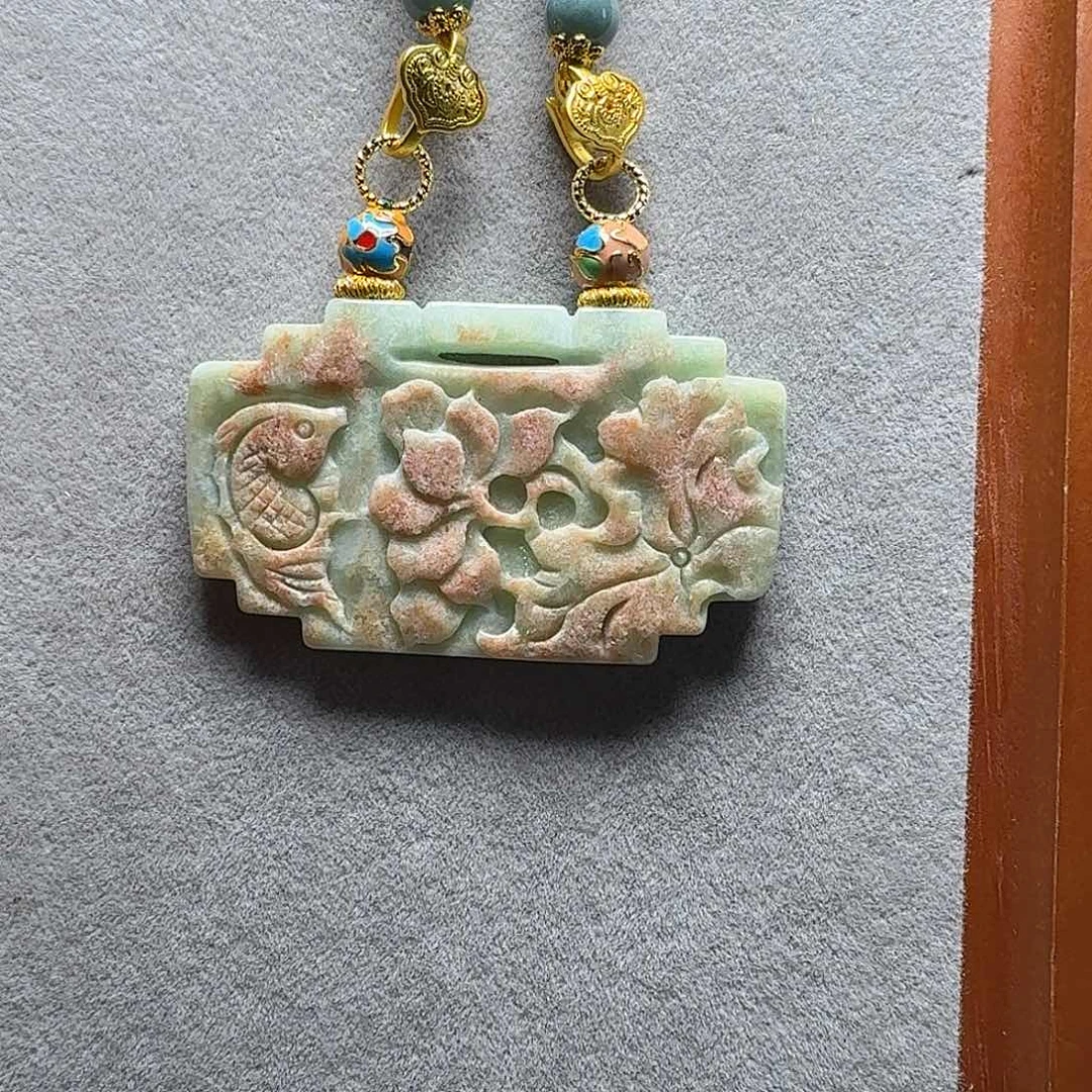 吊坠(赠链)未镶嵌翡翠