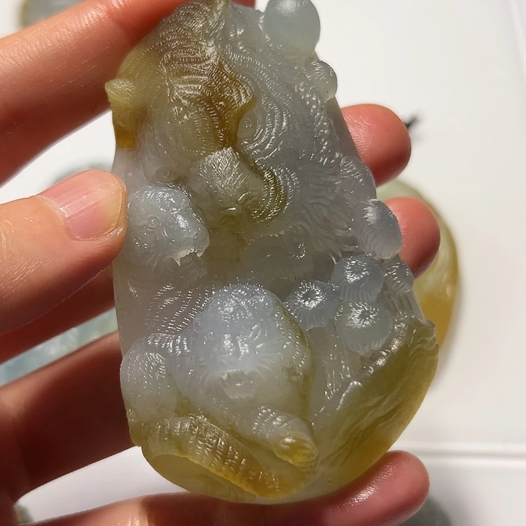 未镶嵌定制翡翠挂件