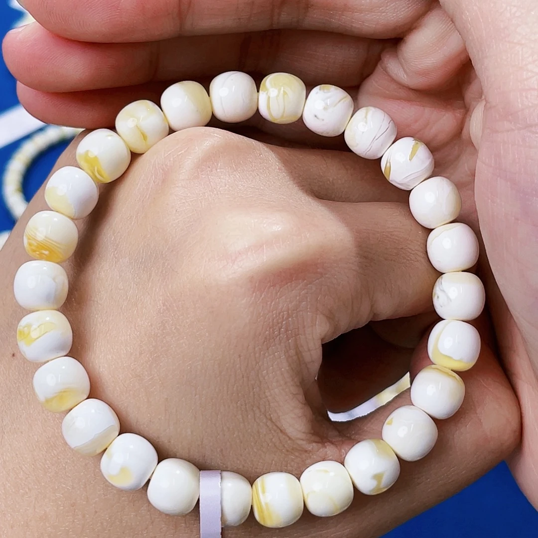 琥珀未镶嵌裸石8漆白花