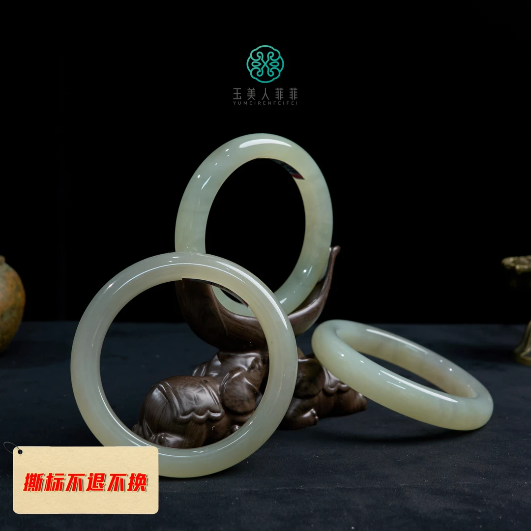 石惑珠宝和田玉手镯^多样性发一