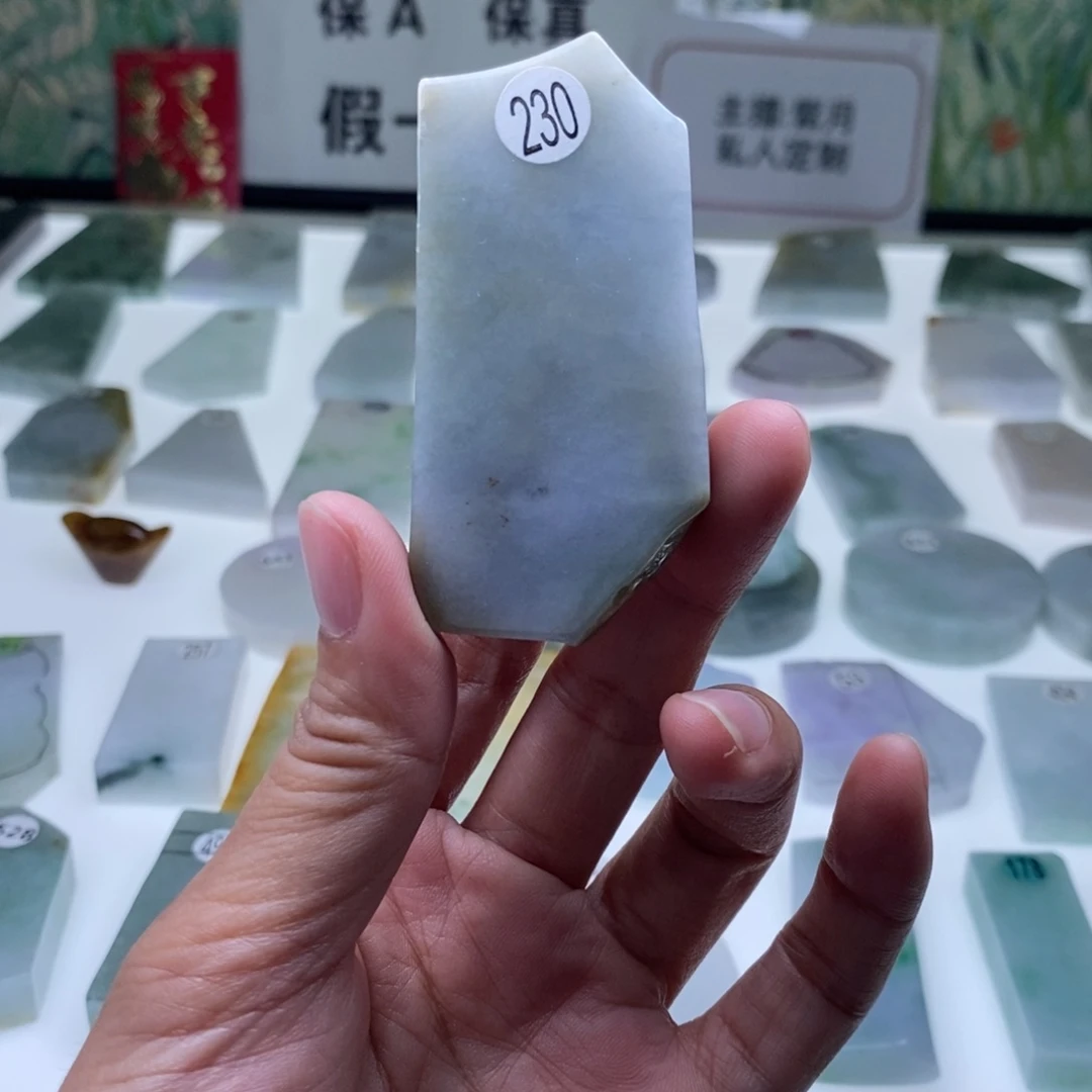 定制翡翠未镶嵌天然翡翠