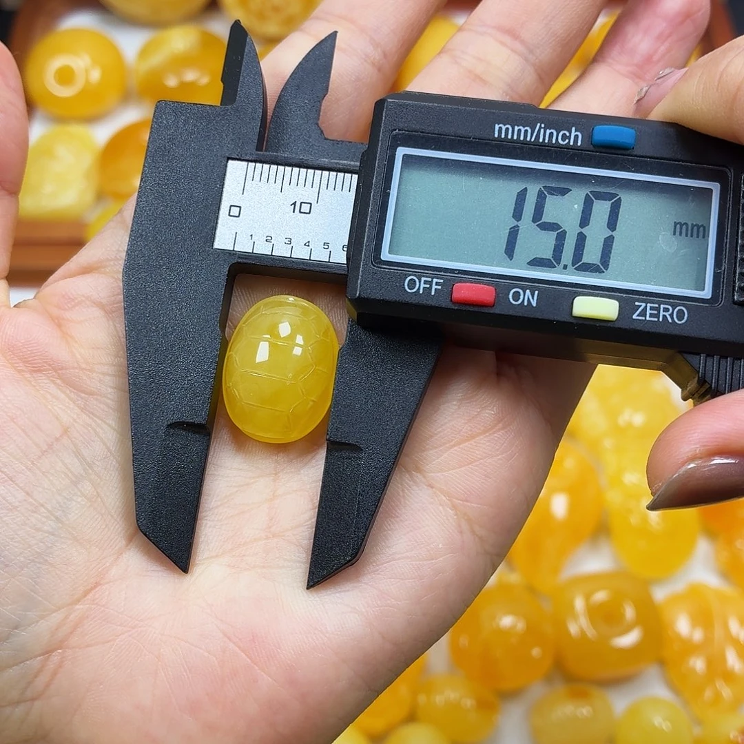 蜜蜡未镶嵌颈饰焦皮浓蜡妖花富甲打孔不退不换