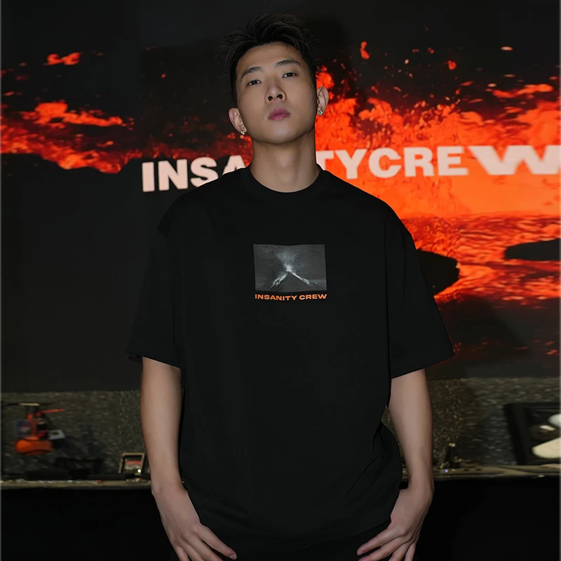 ISNT火山油画印花短袖T恤