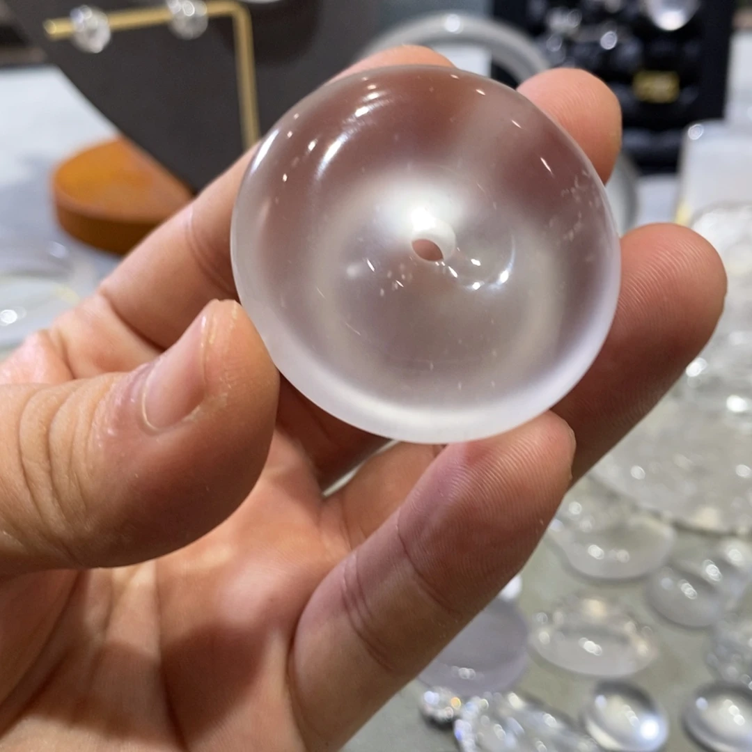 法***福石英质玉未镶嵌颈饰
