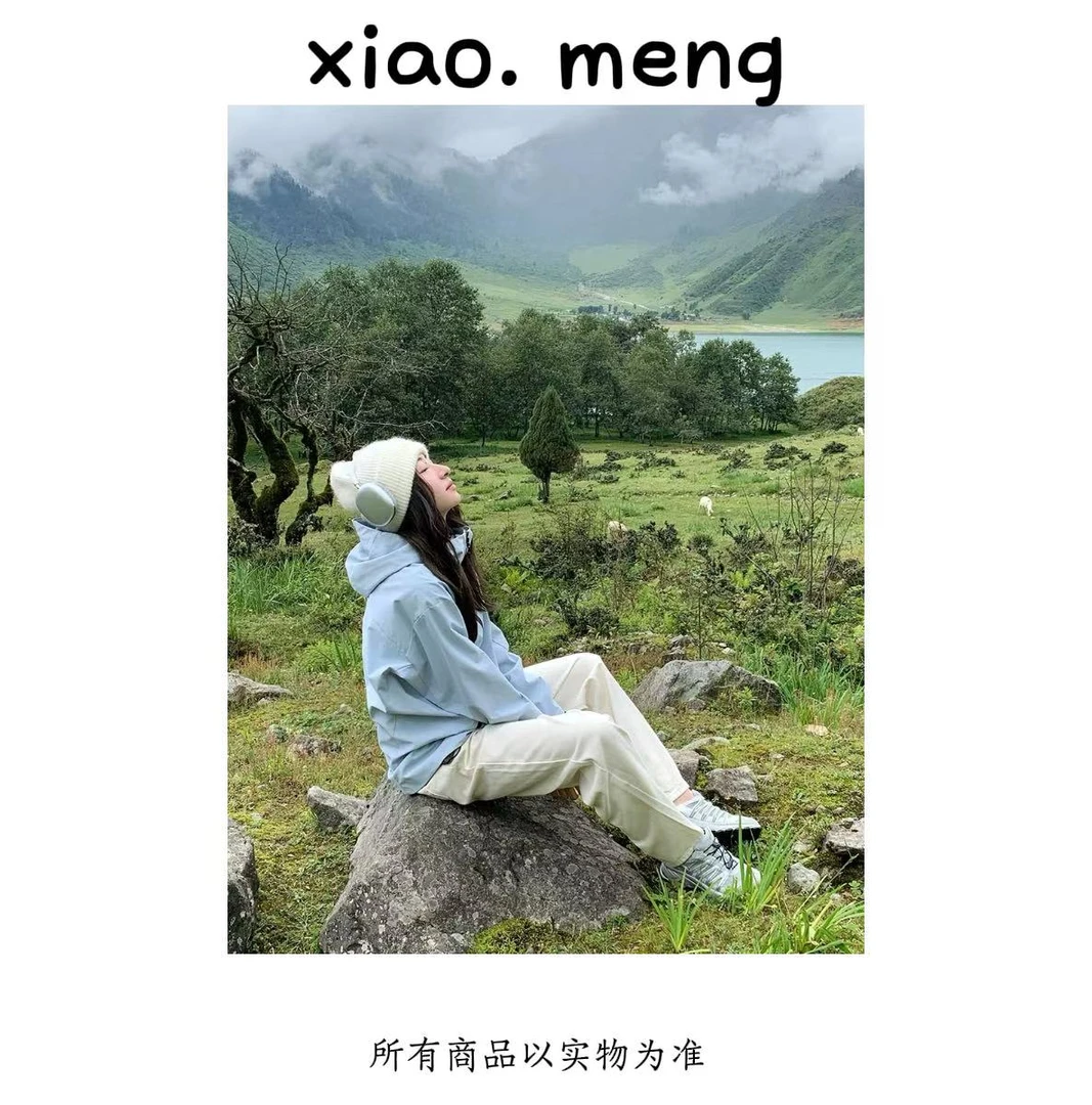 韩版简约刺绣A加棉冲锋外套（8902）