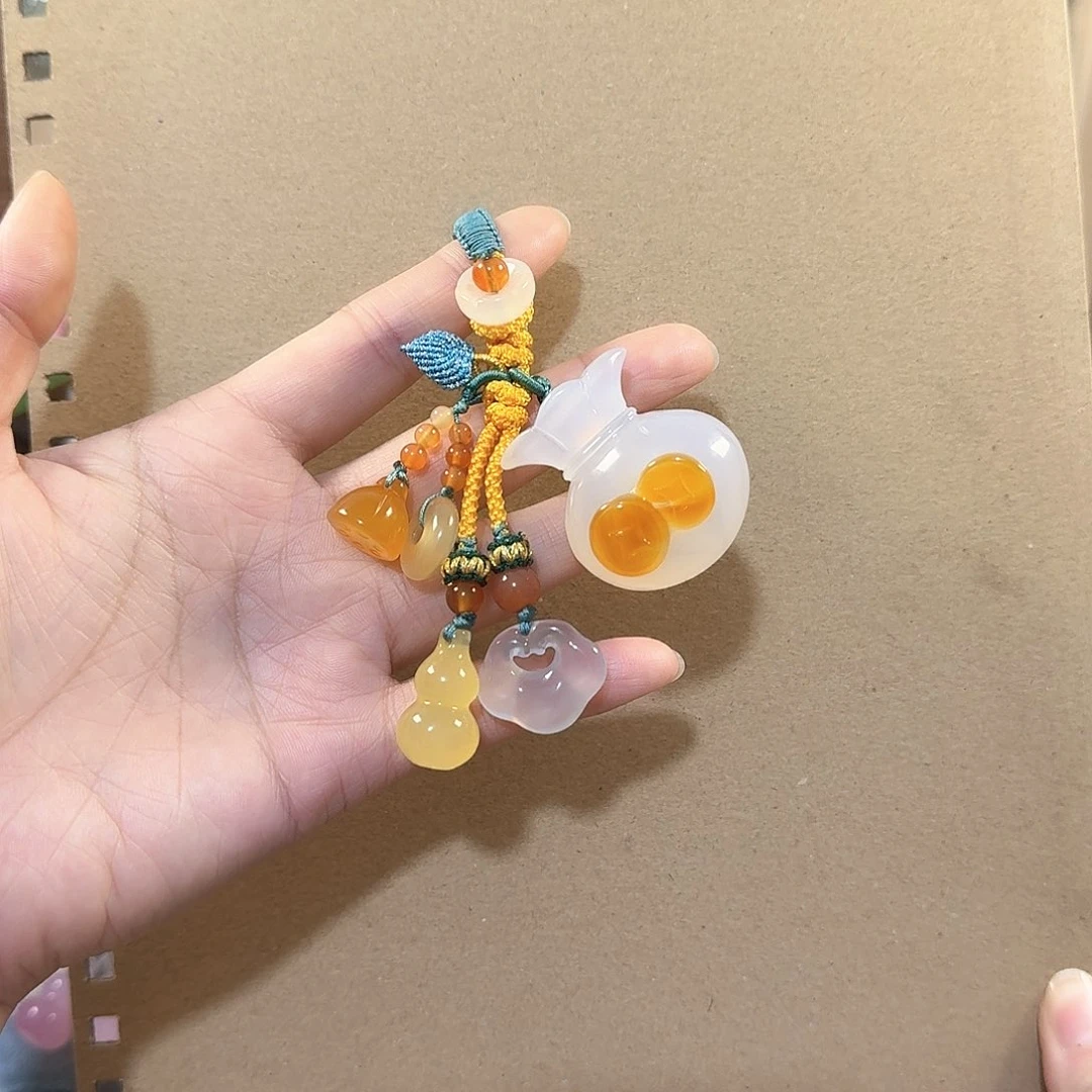 玛瑙/玉髓钥匙挂件未镶嵌