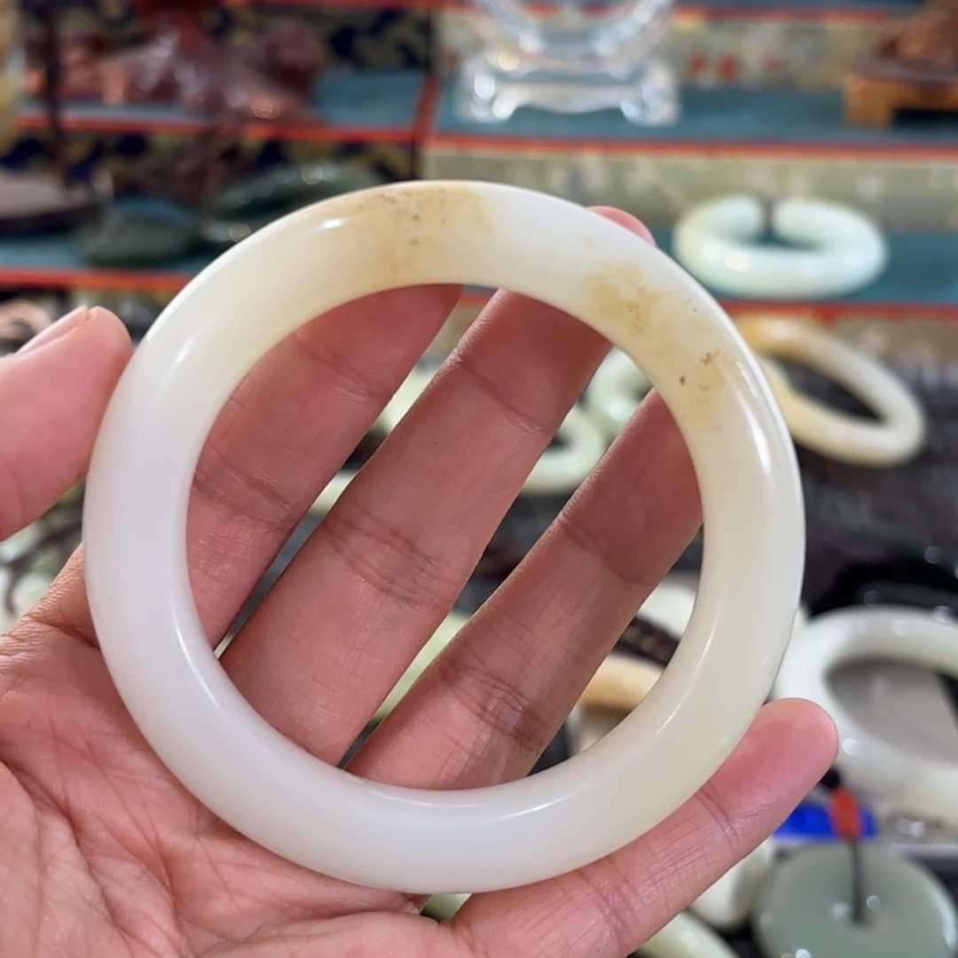 和田玉（糖玉）未镶嵌手链