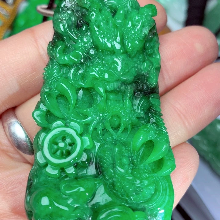 翡翠吊坠(不含链)未镶嵌