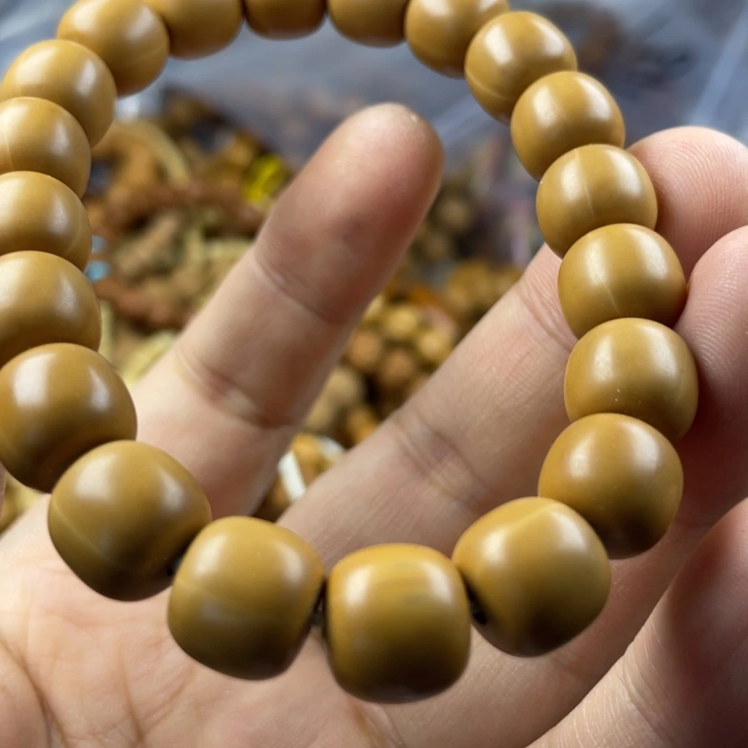 猴头核桃吊坠别有