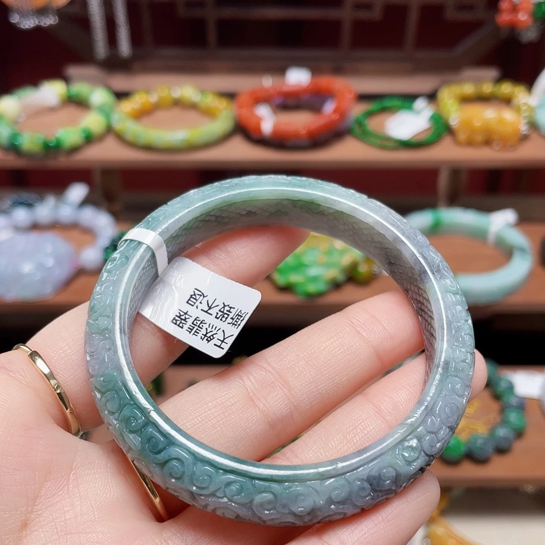 小****翡翠未镶嵌手链饰品