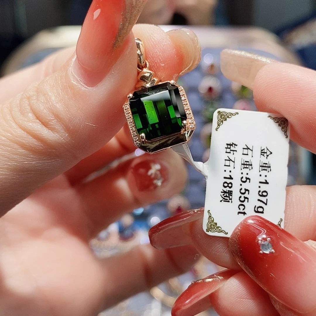 碧玺颈饰18K金镶嵌5.55c t