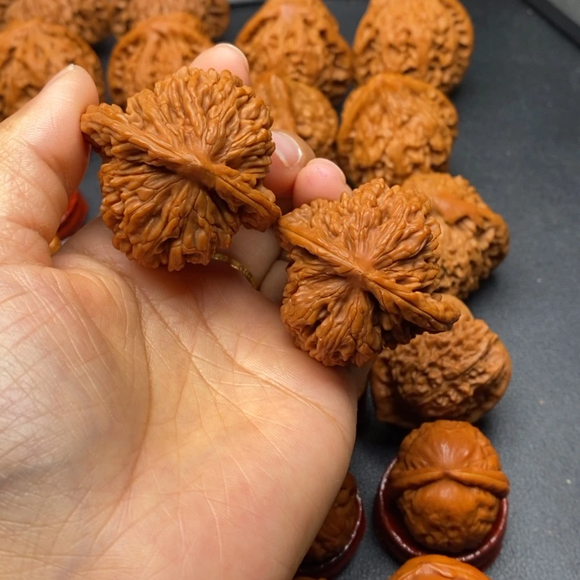 【闪购商品】文玩核桃把件留*篓子