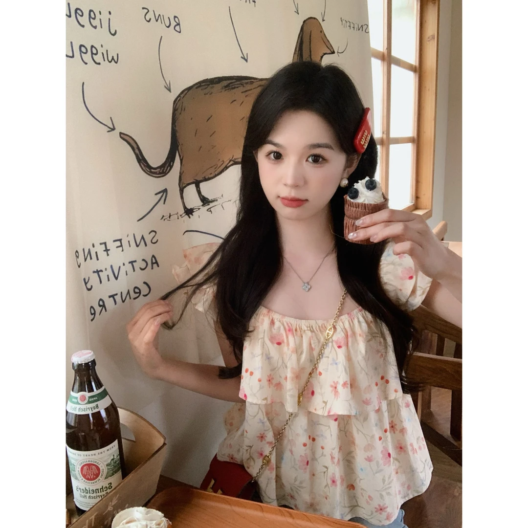 【现货】小奶盖 法式韩版小清糕式荷叶边方领上衣