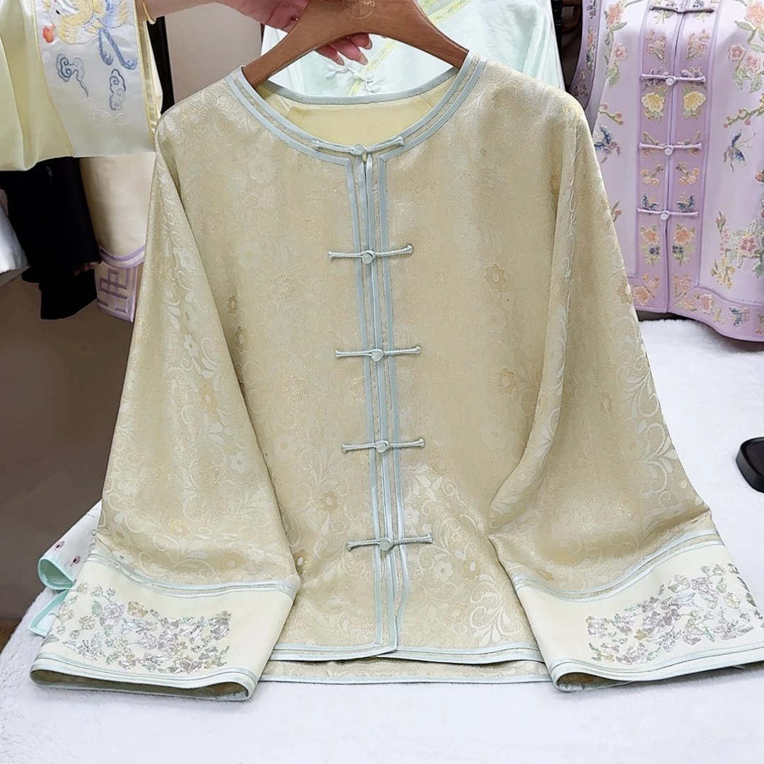 织绣真丝绿色花罗外套