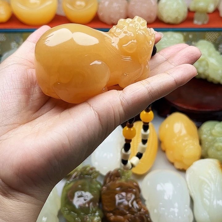 小***多石材貔貅手把摆件