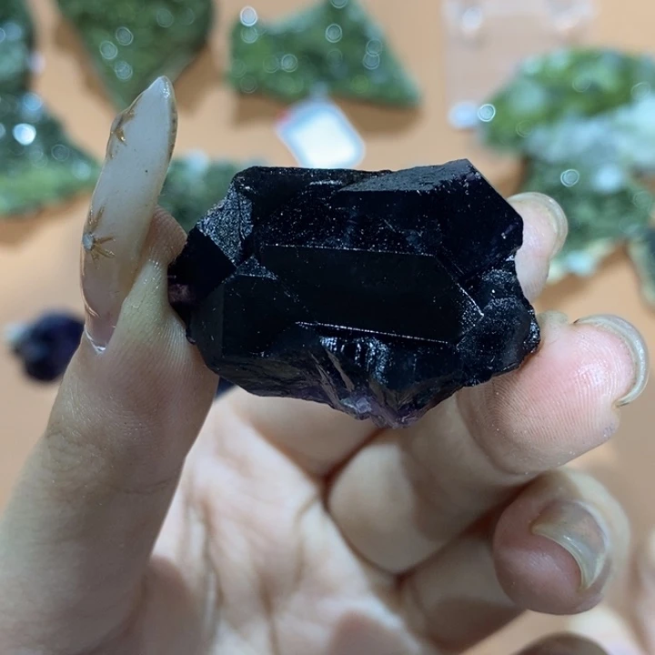 贝***爷石材内蒙黑紫多面体眼睛