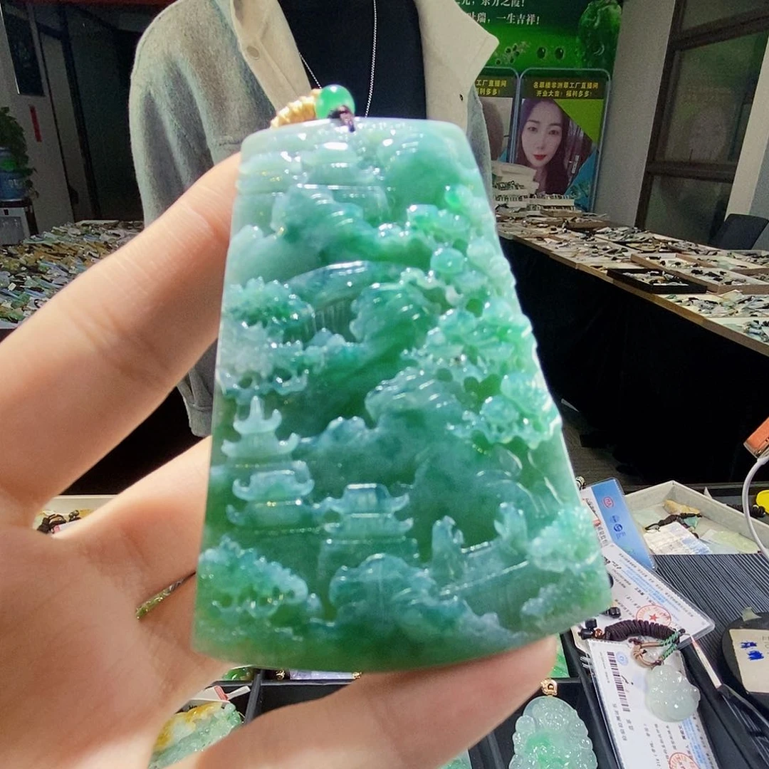 颈饰未镶嵌翡翠翡翠