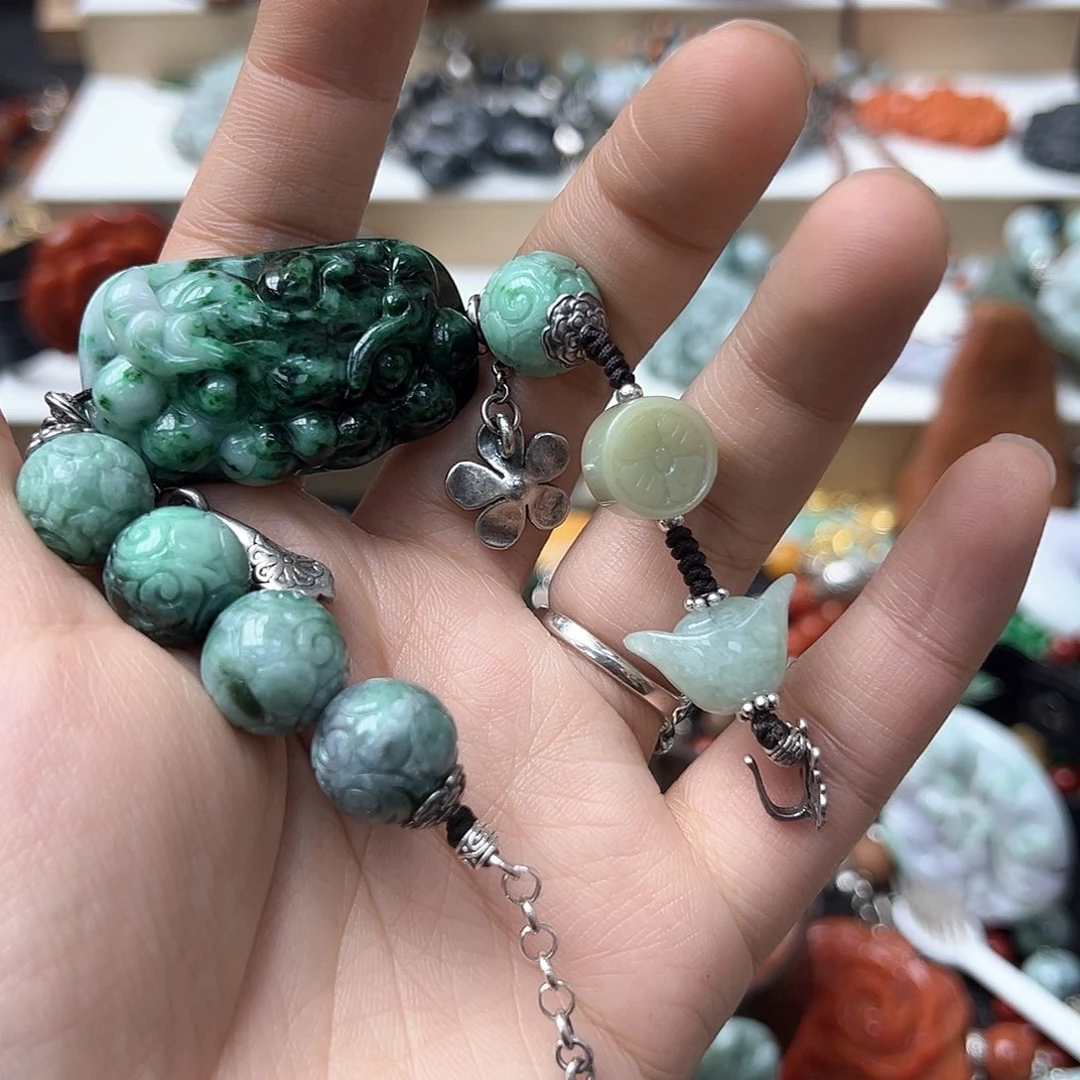 翡翠戒指未镶嵌小*