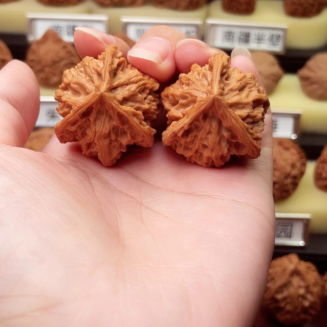 文玩核桃吊坠三棱35尺